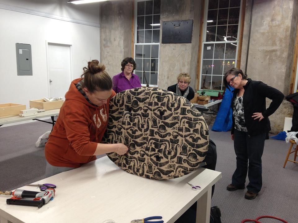 Tufted-Ottoman-Workshop Learningthetufting zps8aca8978 Tufted Ottoman Workshop