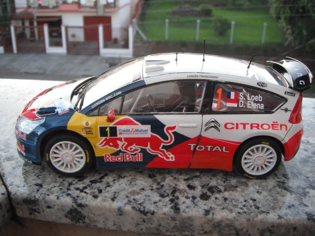 10924174_934106456608852_815460162811902