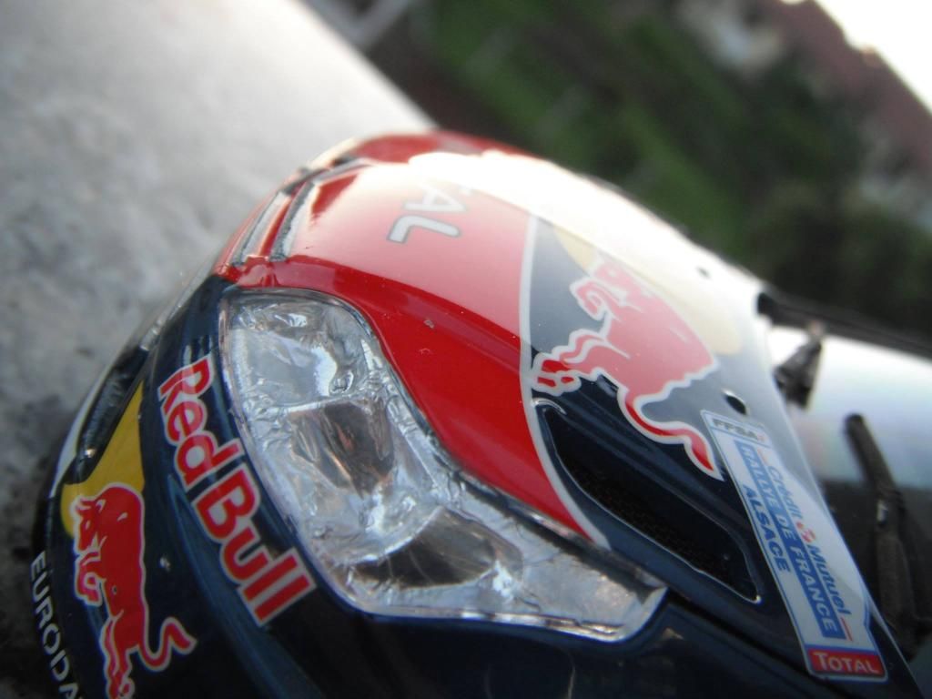 10927248_934106393275525_328863473023916