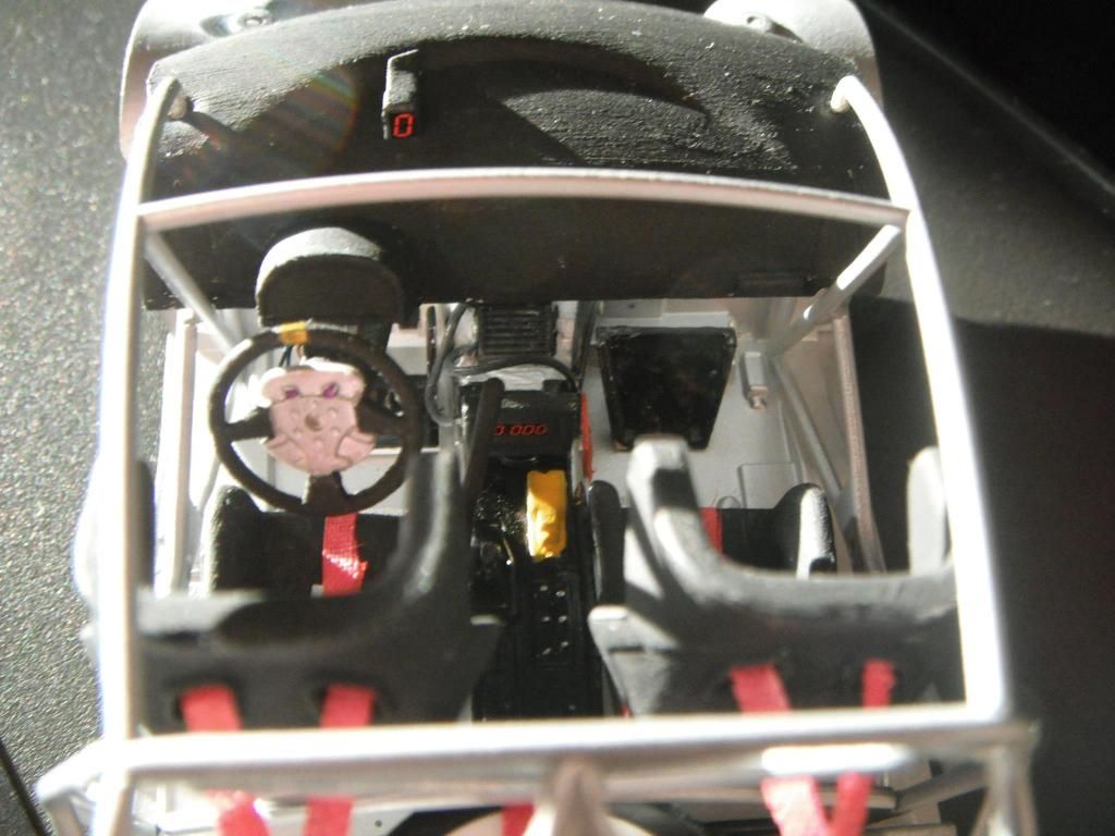 10931486_934106233275541_987993710592844