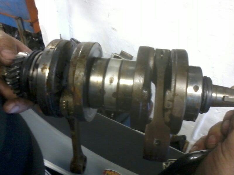 crankshaft_zpsdca226fa.jpg